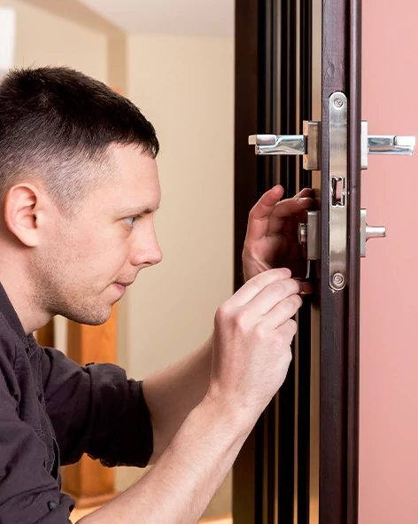 : Professional Locksmith For Commercial And Residential Locksmith Services in Cherry Valley, CA
