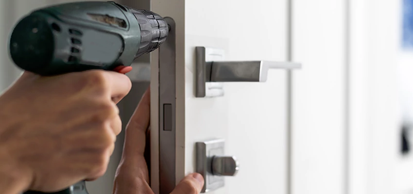 Locksmith For Lock Replacement Near Me in Cherry Valley, CA